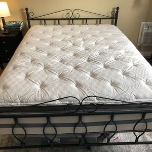 Queen Mattress & Frame